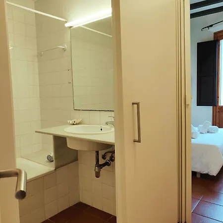 Rl Spacious 2-bed On La Rambla. Wifi