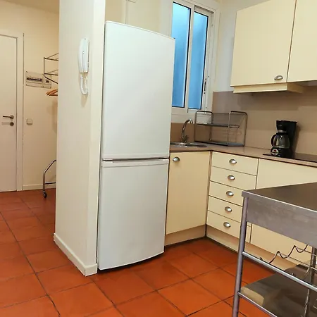 Rl Spacious 2-bed On La Rambla. Wifi *