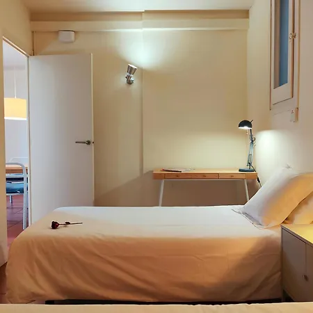 Rl Spacious 2-bed On La Rambla. Wifi *