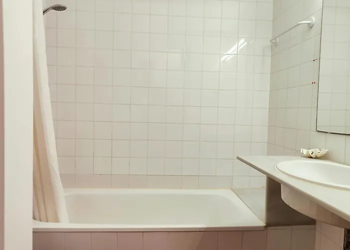 Rl Spacious 2-bed On La Rambla. Wifi *